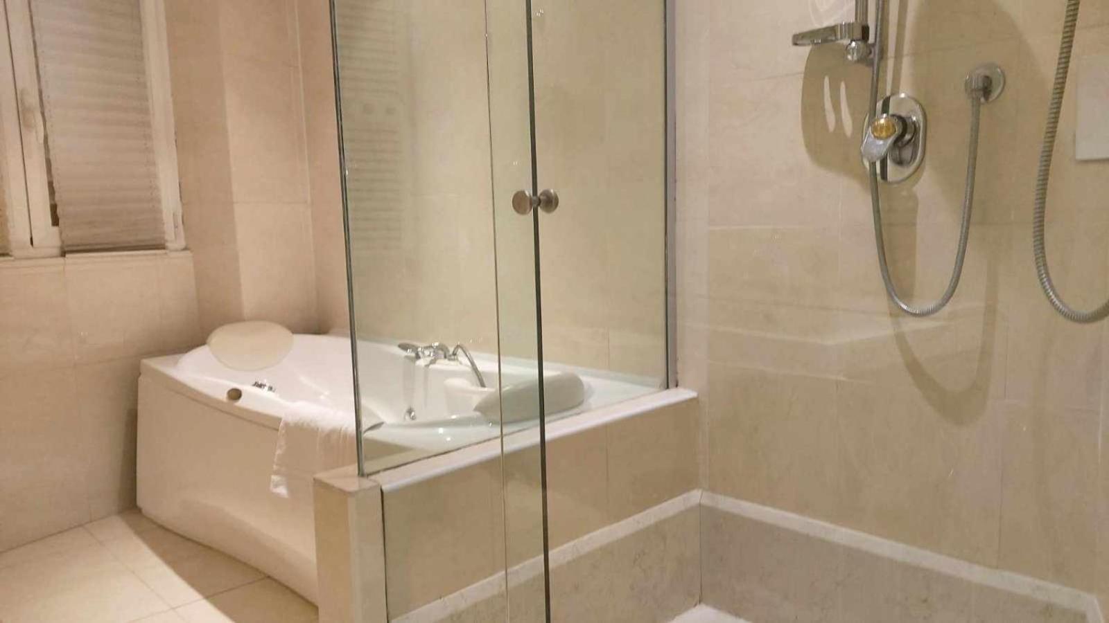 Tornabuoni La Petite 4* Florencia