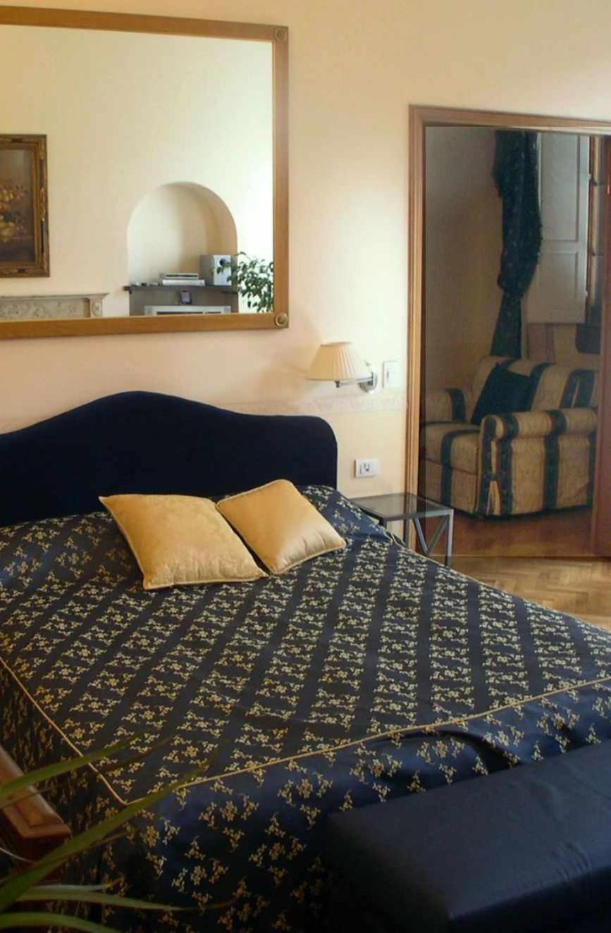 Tornabuoni La Petite Apartahotel Florencia