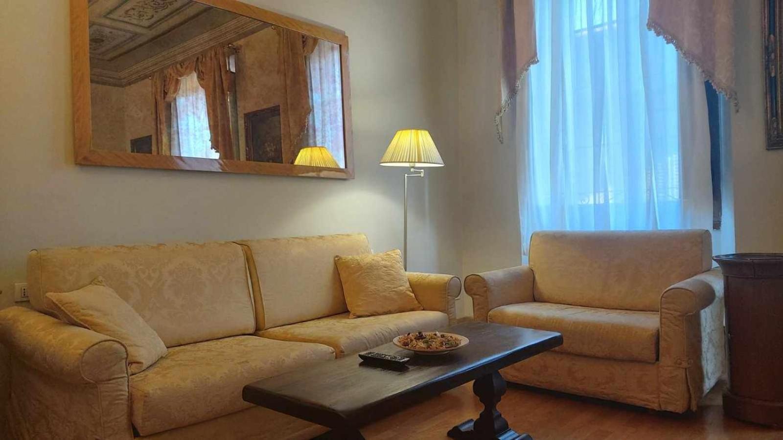 Apartahotel Tornabuoni La Petite