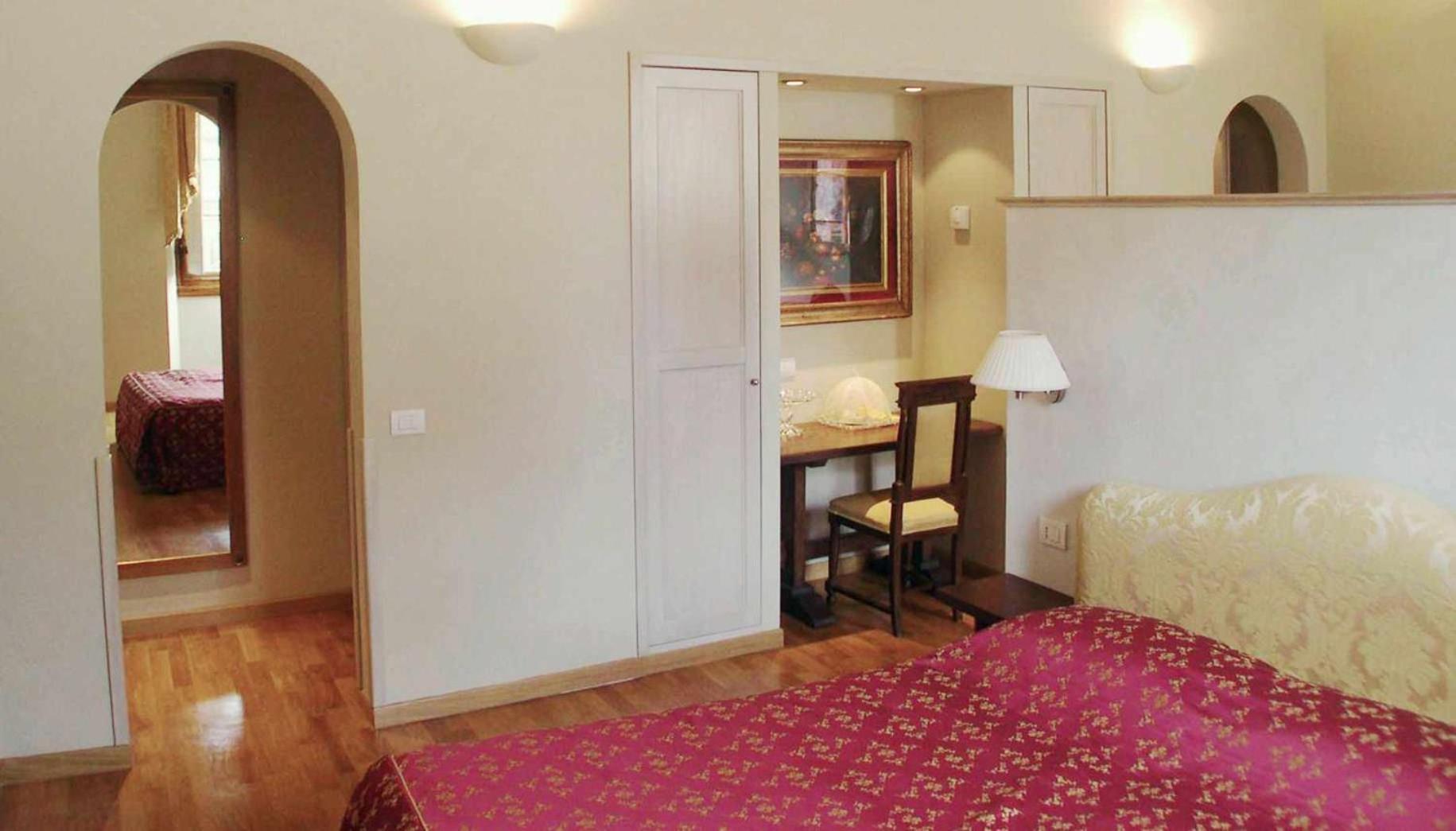 Tornabuoni La Petite Apartahotel Florencia