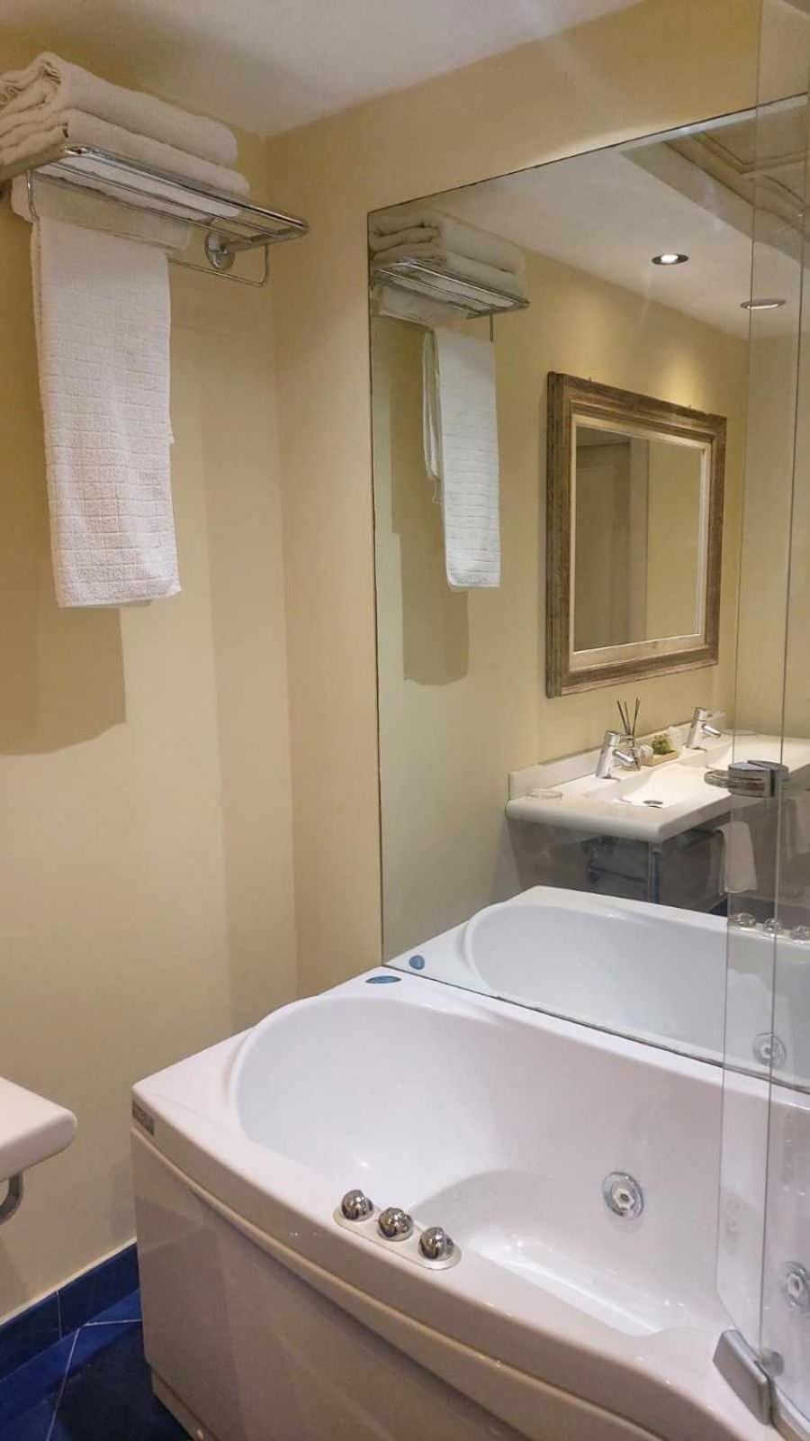 Apartahotel Tornabuoni La Petite 4*