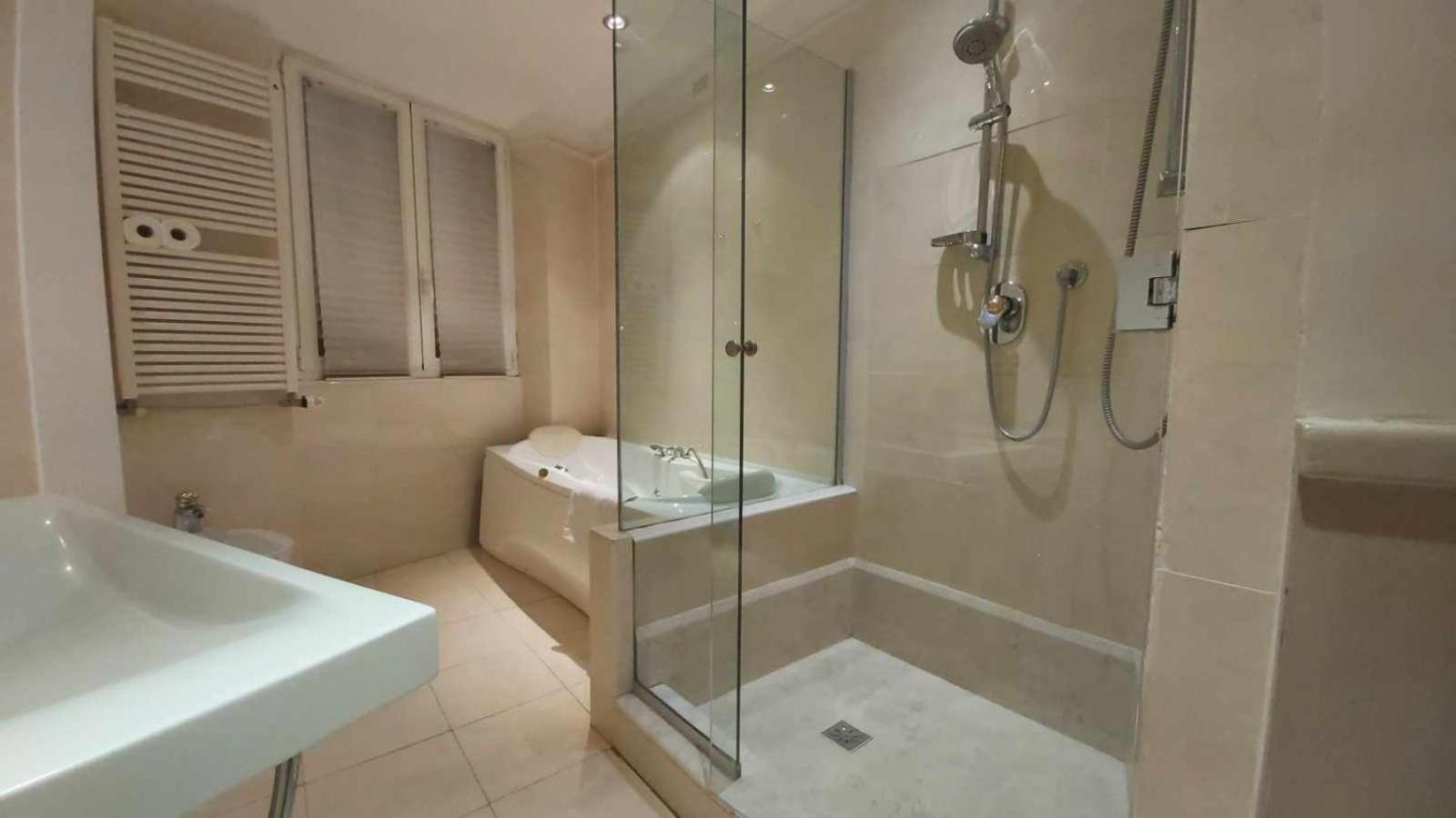 Tornabuoni La Petite 4* Florencia