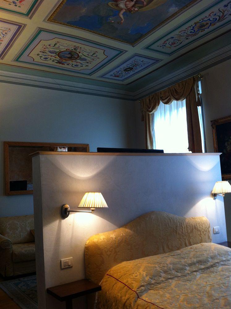 Apartahotel Tornabuoni La Petite 4*
